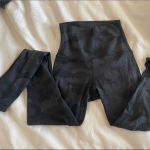 Black camo lululemon align leggings